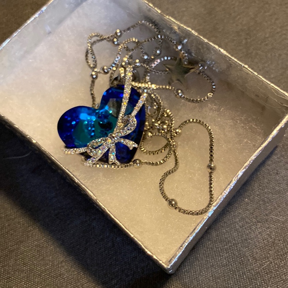 Pendent heart necklace